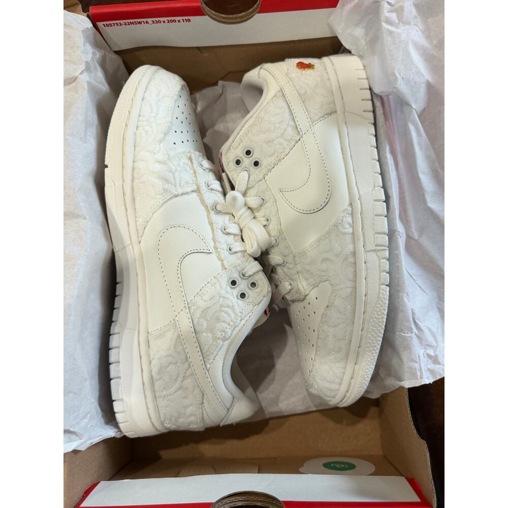 Nike Dunks New in Box - Size W 8.5 - Give Her Flowers